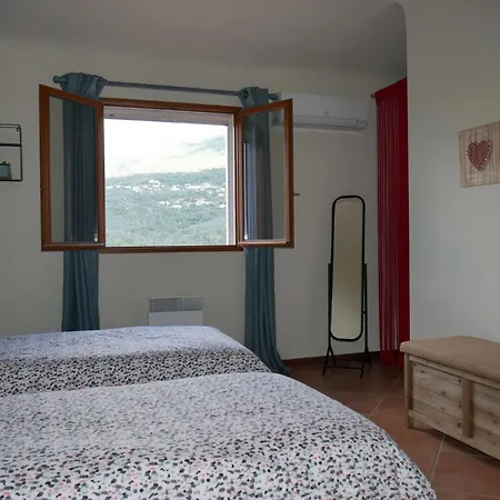 Дом отдыха 4* Piscine Chauffee Сотта