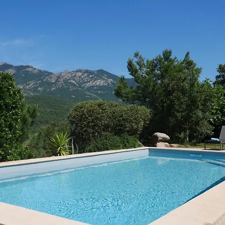4* Piscine Chauffee * Sotta